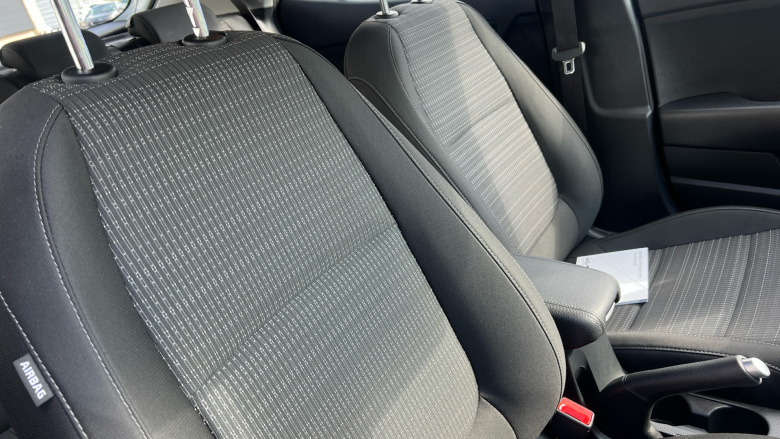 Kia Stonic 1.0T GDi 99 2 5dr Petrol Estate